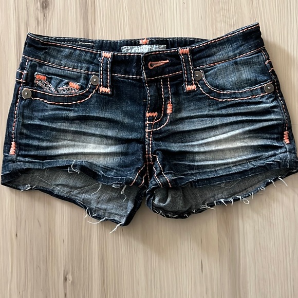 Big Star Liv denim shorts size 25 - Picture 1 of 4